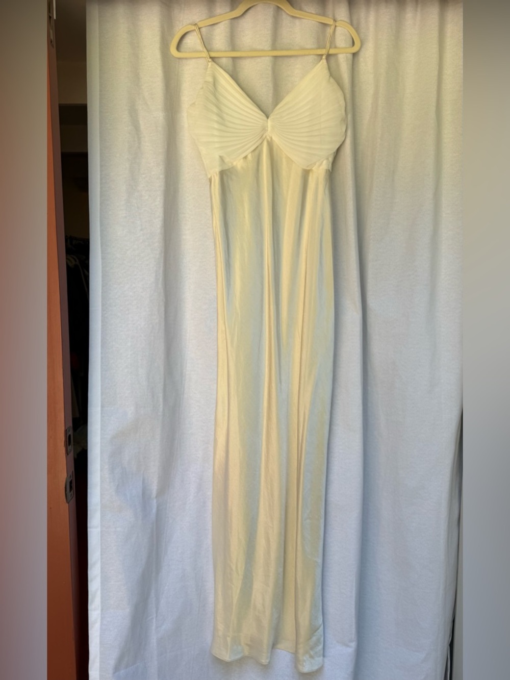 Frame Denim Ivory Satin Slip - Picture 4 of 6